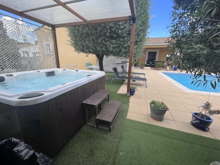 3251 4 Location villa vacances Teyran (34)